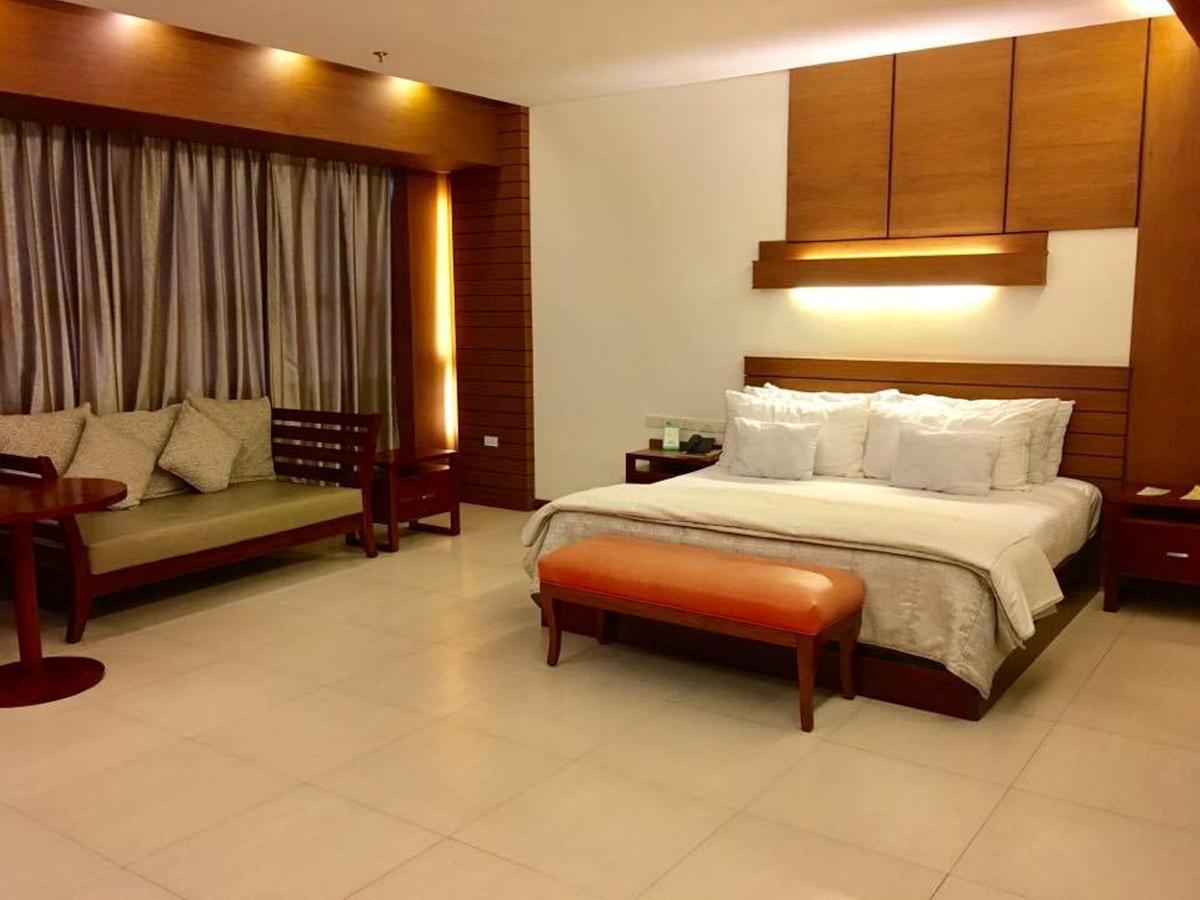 אילוילו Skinetics Wellness Center Boutique Hotel מראה חיצוני תמונה